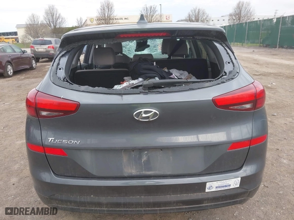 2019 Hyundai Tucson SE with VIN KM8J23A48KU923772, listed as a IAAI auction lot 42069850 with 57,692 mi miles. Bid and sale history available at carsss.com. Image 17.