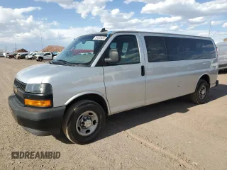 2020 Chevrolet Express Passenger LS z VIN 1GAZGNFP5L1268456, wystawiony jako Copart lot #54633835 z przebiegiem 163 979 mil mil oraz Czysty tytuł • Clean title. Historia ofert i sprzedaży dostępna na DreamBid. Obrazek 1.