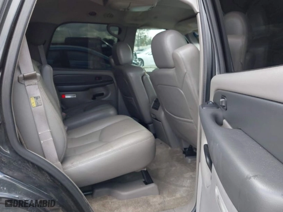 2003 GMC Yukon SLT with VIN 1GKEC13T53R298171, listed as a IAAI auction lot 41738495 with 237,669 mi miles. Bid and sale history available at carsss.com. Image 8.