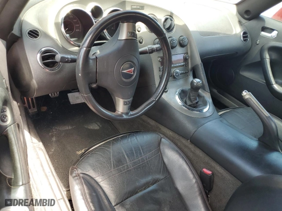 2008 Pontiac Solstice GXP with VIN 1G2MG35X18Y102638, listed as a Copart auction lot 52155275 with 114,082 mi miles and Clean Title. Bid and sale history available at carsss.com. Image 8.