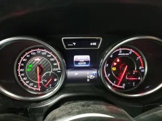 2018 Mercedes-Benz GLS with VIN 4JGDF7FE1JB048135, listed as a Copart auction lot 69287174 with 42,975 mi miles and Salvage Title. Bid and sale history available at carsss.com. Image 9.