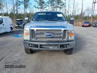 2008 Ford F-250 XL with VIN 1FTSW21R98EC18369, listed as a IAAI auction lot 41422624 with 176,292 mi miles. Bid and sale history available at carsss.com. Image 12.