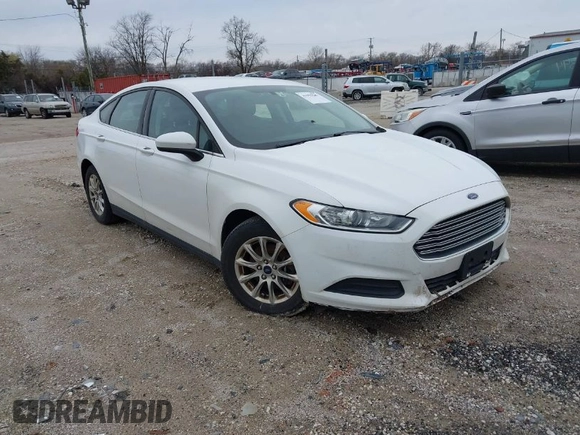 2015 Ford Fusion S with VIN 3FA6P0G71FR242707, listed as a IAAI auction lot 41955101 with 235,544 mi miles. Bid and sale history available at carsss.com. Image 1.