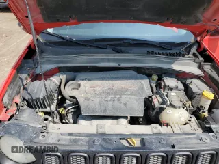 2015 Jeep Renegade Trailhawk with VIN ZACCJBCT9FPB78763, listed as a Copart auction lot 59810285 with 154,413 mi miles and Clean title. Bid and sale history available at DreamBid. Image 12.