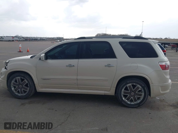 2012 GMC Acadia Denali with VIN 1GKKVTED3CJ151425, listed as a IAAI auction lot 41810932 with 180,671 mi miles. Bid and sale history available at carsss.com. Image 14.