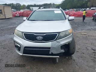 2012 Kia Sorento SX with VIN 5XYKW4A22CG230880, listed as a IAAI auction lot 41924739 with 187,122 mi miles. Bid and sale history available at carsss.com. Image 12.