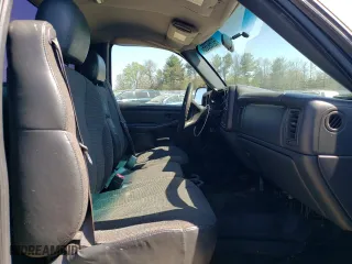 2002 Chevrolet Silverado 1500 with VIN 1GCEC14W92Z269064, listed as a Copart auction lot 52359385 with 0 mi miles and Clean Title. Bid and sale history available at carsss.com. Image 10.