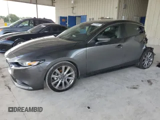 2022 Mazda 3 Select z VIN 3MZBPABL1NM317269, wystawiony jako Copart lot #57273365 z przebiegiem 33 586 mil mil oraz Nie do naprawy • Non repairable. Historia ofert i sprzedaży dostępna na DreamBid. Obrazek 1.