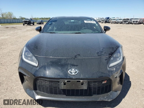 2022 Toyota 86 Premium with VIN JF1ZNBF12N8758537, listed as a Copart auction lot 50018715 with 43,257 mi miles and Salvage Title. Bid and sale history available at DreamBid. Image 5.
