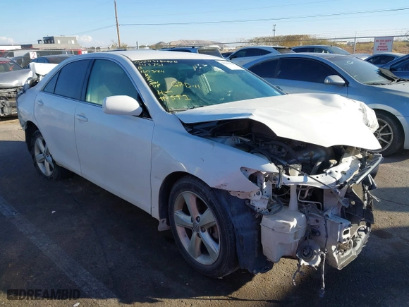 2011 Toyota Camry LE with VIN 4T1BF3EK8BU701377, listed as a IAAI auction lot 40990252 with 1 mi miles. Bid and sale history available at carsss.com. Image 1.