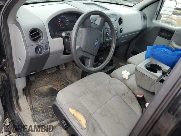 2004 Ford F-150 XL with VIN 1FTRF14WX4NA87425, listed as a Copart auction lot 59962415 with 123,301 mi miles and Clean title. Bid and sale history available at DreamBid. Image 8.