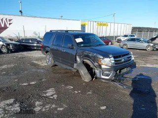 2017 Ford Expedition XLT with VIN 1FMJU1JT6HEA73634, listed as a IAAI auction lot 41847439 with NaN miles. Bid and sale history available at carsss.com. Image 1.