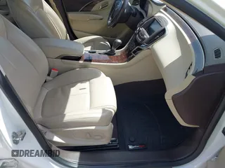 2014 Buick LaCrosse Leather with VIN 1G4GB5G30EF306539, listed as a IAAI auction lot 42133530 with 88,406 mi miles. Bid and sale history available at carsss.com. Image 5.