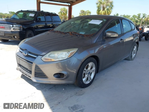 2013 Ford Focus SE with VIN 1FADP3K2XDL265306, listed as a IAAI auction lot 42029295 with 84,076 mi miles. Bid and sale history available at carsss.com. Image 2.