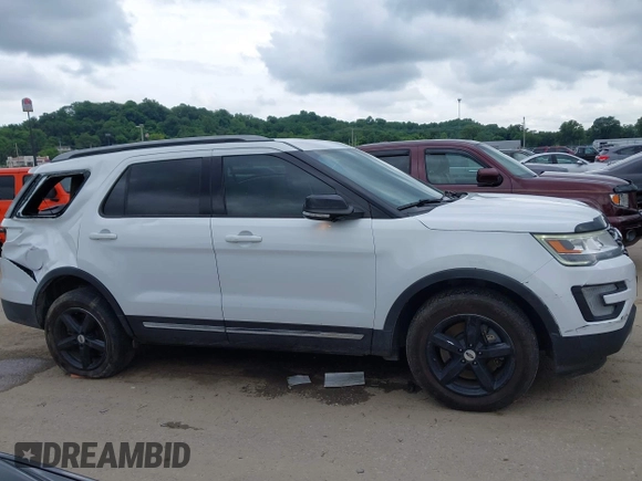 2017 Ford Explorer XLT z VIN 1FM5K8DH8HGC24324, wystawiony jako IAAI lot #42513961 z przebiegiem 119 697 mil mil oraz . Historia ofert i sprzedaży dostępna na DreamBid. Obrazek 14.