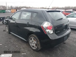 2010 Pontiac Vibe w/1SB with VIN 5Y2SP6E03AZ404584, listed as a IAAI auction lot 41133592 with 199,271 mi miles. Bid and sale history available at carsss.com. Image 3.