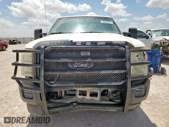 2011 Ford F-250 XL with VIN 1FT7X2B68BEC76102, listed as a Copart auction lot 60262675 with 283,615 mi miles and Salvage title. Bid and sale history available at DreamBid. Image 5.
