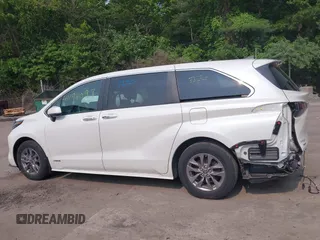 2021 Toyota Sienna XLE z VIN 5TDYSKFC5MS007183, wystawiony jako IAAI lot #41196097 z przebiegiem 49 744 mil mil oraz . Historia ofert i sprzedaży dostępna na DreamBid. Obrazek 15.