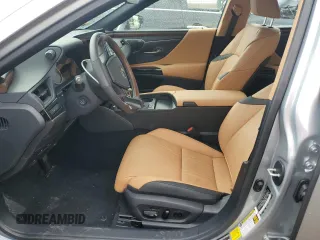 2024 Lexus ES 300h Luxury с VIN 58AEA1C16RU052269, выставлен на аукционе Copart как лот 54237455 с пробегом 6 105 миль миль и Списание • Salvage title. История ставок и продаж доступна на DreamBid. Изображение 7.
