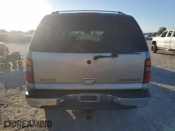 2001 Chevrolet Tahoe LT with VIN 1GNEK13T11J127970, listed as a Copart auction lot 60962374 with 158,158 mi miles and Salvage Title. Bid and sale history available at carsss.com. Image 6.