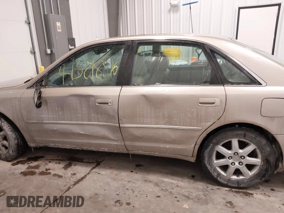 2000 Toyota Avalon XL with VIN 4T1BF28B3YU065885, listed as a IAAI auction lot 41581889 with Not Provided miles and . Bid and sale history available at DreamBid. Image 14.