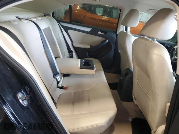 2013 Volkswagen Jetta SE with VIN 3VWDX7AJ7DM258142, listed as a Copart auction lot 61246195 with 125,770 mi miles and Non repairable. Bid and sale history available at DreamBid. Image 10.