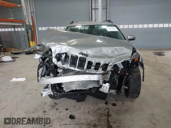 2020 Jeep Cherokee Altitude z VIN 1C4PJMLX6LD501886, wystawiony jako IAAI lot #42118677 z przebiegiem 41 853 mil mil oraz . Historia ofert i sprzedaży dostępna na DreamBid. Obrazek 12.