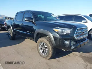 2016 Toyota Tacoma SR with VIN 3TMCZ5AN3GM019210, listed as a IAAI auction lot 42003617 with 171,581 mi miles. Bid and sale history available at carsss.com. Image 1.