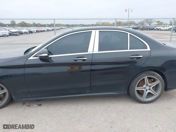 2015 Mercedes-Benz C-Class C 300 with VIN 55SWF4JBXFU082263, listed as a IAAI auction lot 40868265 with 88,128 mi miles. Bid and sale history available at carsss.com. Image 14.