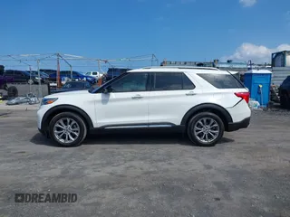 2021 Ford Explorer Limited with VIN 1FMSK8FH9MGC09079, listed as a IAAI auction lot 41645968 with 38,363 mi miles. Bid and sale history available at carsss.com. Image 14.