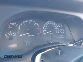 1999 Dodge 1500 z VIN 3B7HF13Z7XG118165, wystawiony jako IAAI lot #41385547 z przebiegiem Nie podano mil oraz . Historia ofert i sprzedaży dostępna na DreamBid. Obrazek 7.