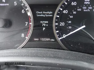 2013 Lexus GS 350 z VIN JTHBE1BLXD5017578, wystawiony jako IAAI lot #42023208 z przebiegiem 132 269 mil mil oraz . Historia ofert i sprzedaży dostępna na DreamBid. Obrazek 16.