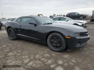 2013 Chevrolet Camaro LS with VIN 2G1FE1E30D9238052, listed as a Copart auction lot 41528105 with 167,902 mi miles and Salvage Title. Bid and sale history available at carsss.com. Image 4.