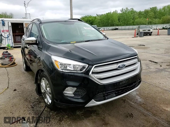 2018 Ford Escape SE z VIN 1FMCU9GD4JUA95666, wystawiony jako Copart lot #55767485 z przebiegiem 60 743 mil mil oraz Nie do naprawy • Non repairable. Historia ofert i sprzedaży dostępna na DreamBid. Obrazek 14.