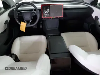 2024 Tesla Model 3 z VIN 5YJ3E1EA0RF859934, wystawiony jako Copart lot #52962285 z przebiegiem 32 329 mil mil oraz Szkoda całkowita • Salvage title. Historia ofert i sprzedaży dostępna na DreamBid. Obrazek 8.