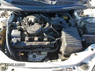 2005 Chrysler Sebring GTC with VIN 1C3EL75R55N613856, listed as a IAAI auction lot 41820747 with Not Provided miles and . Bid and sale history available at DreamBid. Image 10.