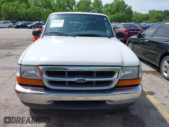 2000 Ford Ranger XL with VIN 1FTYR14V9YPA89591, listed as a IAAI auction lot 42139925 with 63,304 mi miles. Bid and sale history available at carsss.com. Image 6.
