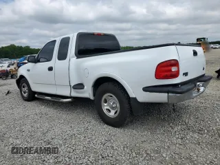 2003 Ford F-150 XL z VIN 1FTRX17283NA47526, wystawiony jako Copart lot #56548415 z przebiegiem 113 287 mil mil oraz Szkoda całkowita • Salvage title. Historia ofert i sprzedaży dostępna na DreamBid. Obrazek 2.