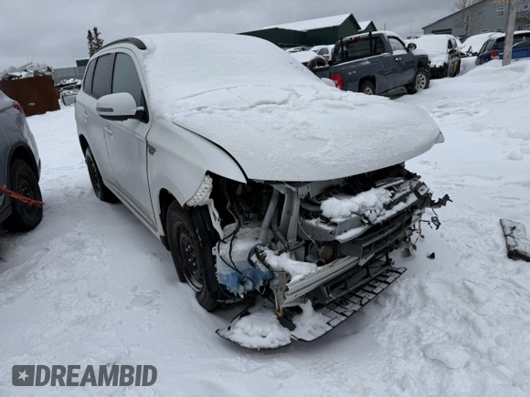 2022 Mitsubishi Outlander SEL with VIN JA4J2VA7XNZ611724, listed as a Copart auction lot 49676565 with 47,638 mi miles and Salvage title. Bid and sale history available at DreamBid. Image 4.