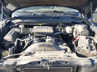 2005 Dodge Dakota SLT with VIN 1D7HW42N15S365967, listed as a IAAI auction lot 41798935 with 220,243 mi miles and . Bid and sale history available at DreamBid. Image 10.