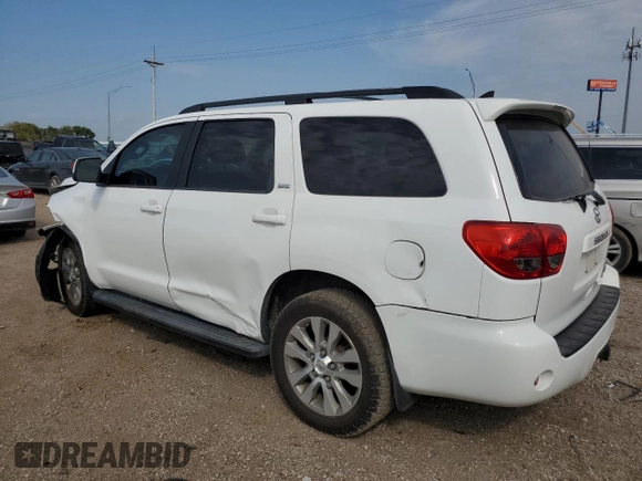2014 Toyota Sequoia SR5 with VIN 5TDBW5G15ES109612, listed as a Copart auction lot 70484384 with 167,905 mi miles and Salvage Title. Bid and sale history available at carsss.com. Image 2.