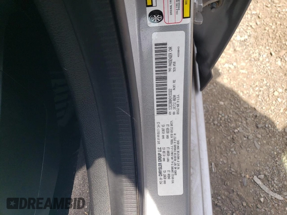 2014 Chrysler 200 Touring z VIN 1C3CCBBBXEN153322, wystawiony jako Copart lot #53541795 z przebiegiem 47 498 mil mil oraz Szkoda całkowita • Salvage title. Historia ofert i sprzedaży dostępna na DreamBid. Obrazek 12.