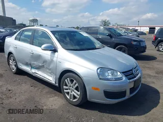 2007 Volkswagen Jetta Wolfsburg Edition with VIN 3VWEG71K77M133899, listed as a IAAI auction lot 42498363 with 57,238 mi miles and . Bid and sale history available at DreamBid. Image 1.