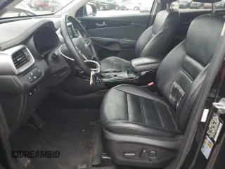 2019 Kia Sorento EX z VIN 5XYPHDA53KG457567, wystawiony jako Copart lot #57665945 z przebiegiem 150 392 mil mil oraz Czysty tytuł • Clean title. Historia ofert i sprzedaży dostępna na DreamBid. Obrazek 7.