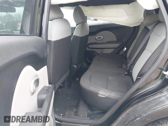 2016 Kia Soul + with VIN KNDJP3A50G7343758, listed as a IAAI auction lot 41908741 with 62,000 mi miles. Bid and sale history available at carsss.com. Image 8.
