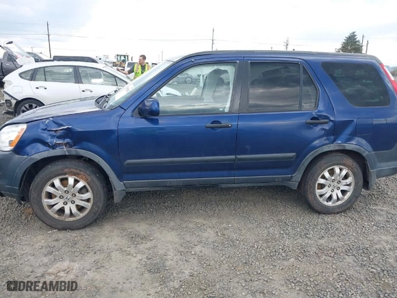 2005 Honda CR-V EX with VIN JHLRD78865C039845, listed as a IAAI auction lot 41885820 with 266,354 mi miles. Bid and sale history available at carsss.com. Image 12.