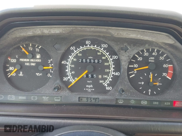 1995 Mercedes-Benz 400 E with VIN WDBEA34E8SC205155, listed as a IAAI auction lot 41399651 with 255,593 mi miles and . Bid and sale history available at carsss.com. Image 7.