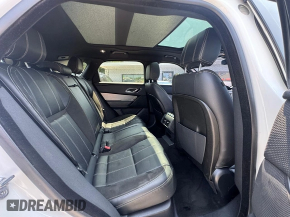 2020 Land Rover Range Rover Velar R-Dynamic S z VIN SALYK2EX9LA25320, wystawiony jako Copart lot #62625285 z przebiegiem 134 616 mil mil oraz Czysty tytuł • Clean title. Historia ofert i sprzedaży dostępna na DreamBid. Obrazek 6.