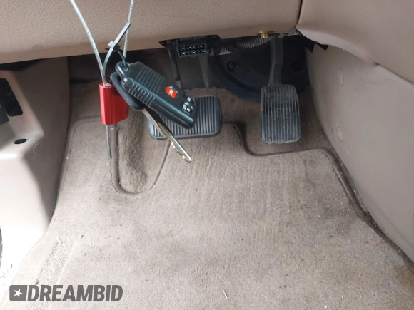 1998 Ford Windstar GL with VIN 2FMDA5142WBB70862, listed as a IAAI auction lot 42838492 with 286,835 mi miles and . Bid and sale history available at DreamBid. Image 11.