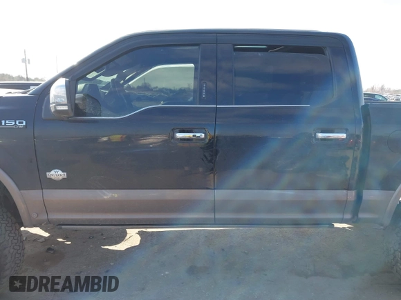 2018 Ford F-150 XL z VIN 1FTEW1EG9JFC27573, wystawiony jako IAAI lot #41626805 z przebiegiem 153 814 mil mil oraz . Historia ofert i sprzedaży dostępna na DreamBid. Obrazek 14.